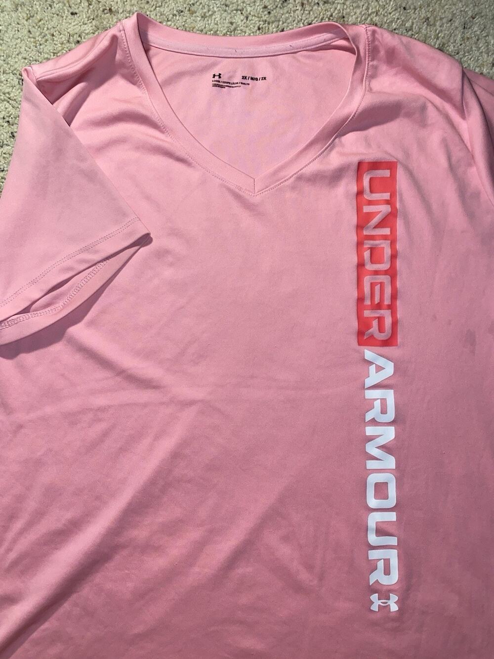 Under Armour Womens 2XL Pink Polyester Loose V Neck Vertical Logo Athletic Shirt